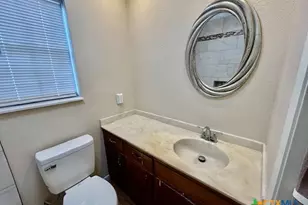 1006 Mc Ln, Victoria, TX 77904 - Photo 7