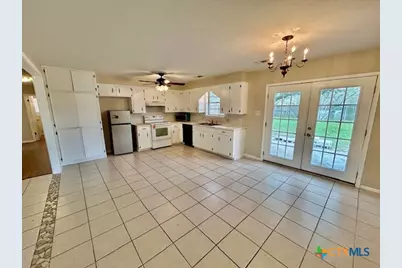 1006 Mc Lane, Victoria, TX 77904 - Photo 3