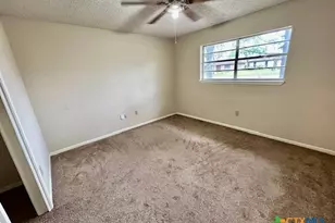 1006 Mc Ln, Victoria, TX 77904 - Photo 11