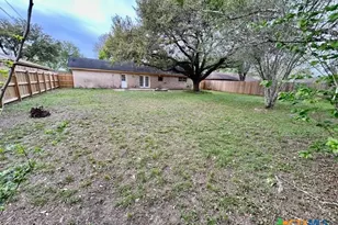 1006 Mc Ln, Victoria, TX 77904 - Photo 15