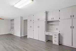 273 Meadow Ave, New Braunfels, TX 78130 - Photo 7