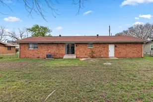 273 Meadow Ave, New Braunfels, TX 78130 - Photo 21