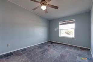 809 Crest Ct, Copperas Cove, TX 76522 - Photo 19