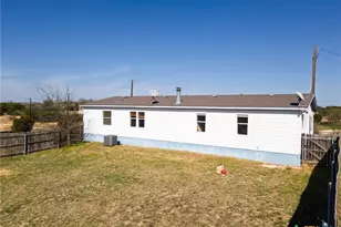 809 Crest Ct, Copperas Cove, TX 76522 - Photo 21