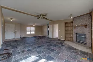 809 Crest Ct, Copperas Cove, TX 76522 - Photo 7