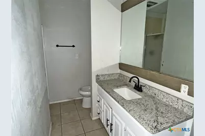 104 E Elms Road, Killeen, TX 76542 - Photo 17