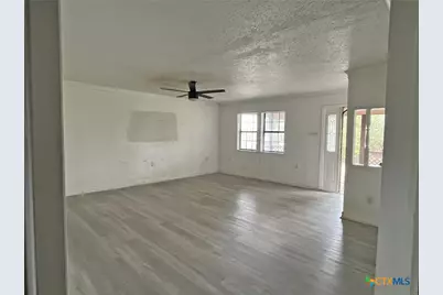 104 E Elms Road, Killeen, TX 76542 - Photo 3