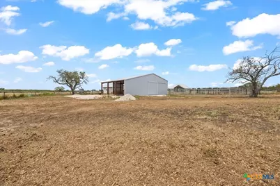 475 County Road 240, Gonzales, TX 78629 - Photo 37