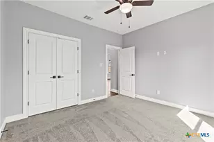 209 Troell St, Seguin, TX 78155 - Photo 21