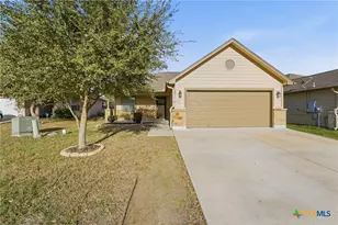 1306 Fern Ct, Gonzales, TX 78629 - Photo 1