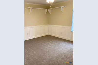 2708 E Poplar Avenue, Victoria, TX 77901 - Photo 7