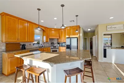 1588 W Bayshore Drive, Palacios, TX 77465 - Photo 19