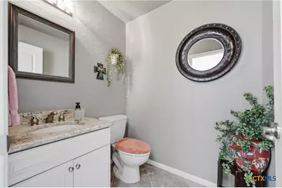 1701 Charter Oak Drive, Canyon Lake, TX 78133 - Photo 17