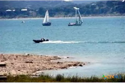 2066 Stallion Springs Drive, Fischer, TX 78623 - Photo 5