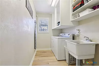 108 Kroschel Street, Hallettsville, TX 77964 - Photo 37