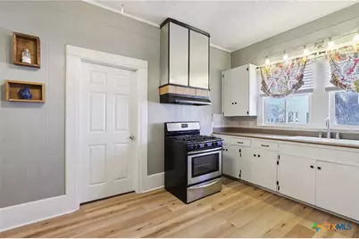 108 Kroschel Street, Hallettsville, TX 77964 - Photo 27