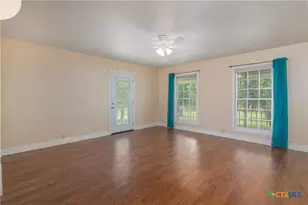 2981 Vivroux Ranch Rd, Seguin, TX 78155 - Photo 17