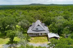 2981 Vivroux Ranch Rd, Seguin, TX 78155 - Photo 45