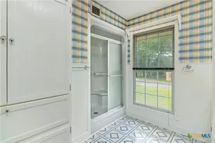 2981 Vivroux Ranch Rd, Seguin, TX 78155 - Photo 19