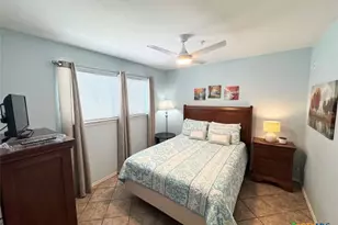 730 E Mather St, New Braunfels, TX 78130 - Photo 13