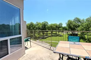 730 E Mather St, New Braunfels, TX 78130 - Photo 1