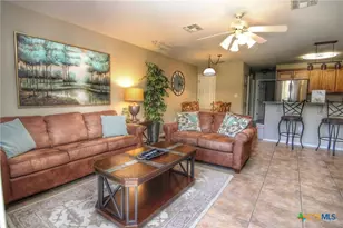 730 E Mather St, New Braunfels, TX 78130 - Photo 3