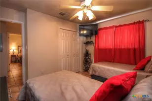 730 E Mather St, New Braunfels, TX 78130 - Photo 23