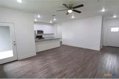 1838-1850 Royal Loop, Belton, TX 76513 - Photo 3