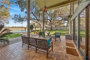 201 S Contour Dr, Gonzales, TX 78629 - Photo 41