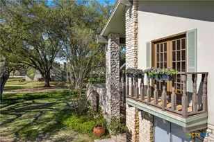 201 S Contour Dr, Gonzales, TX 78629 - Photo 33