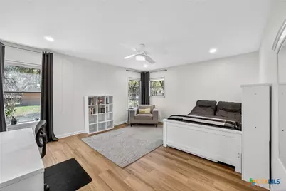 201 S Contour Drive, Gonzales, TX 78629 - Photo 27