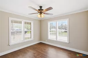 1406 N Clinton St, Cuero, TX 77954 - Photo 21