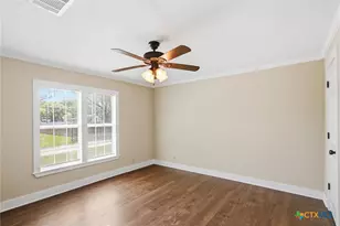 1406 N Clinton St, Cuero, TX 77954 - Photo 17