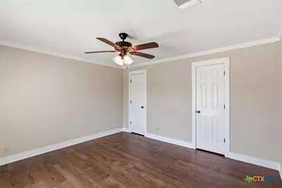 1406 N Clinton Street, Cuero, TX 77954 - Photo 23