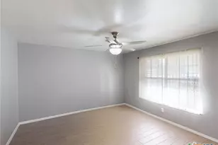 1902 Halbert, Killeen, TX 76541 - Photo 37