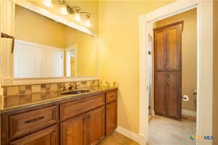 1174 Sapling Spg, New Braunfels, TX 78132 - Photo 25