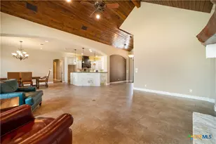 1174 Sapling Spg, New Braunfels, TX 78132 - Photo 9