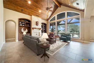 1174 Sapling Spg, New Braunfels, TX 78132 - Photo 7