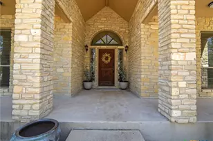 121 Delaney Rae, New Braunfels, TX 78132 - Photo 3