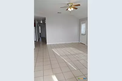 305 Bermuda #B, Copperas Cove, TX 76522 - Photo 3