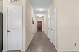 2818 Ridge Berry Rd, New Braunfels, TX 78130 - Photo 5