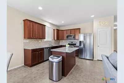 2818 Ridge Berry Road, New Braunfels, TX 78130 - Photo 9