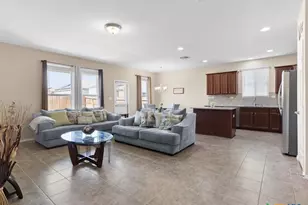 2818 Ridge Berry Rd, New Braunfels, TX 78130 - Photo 7