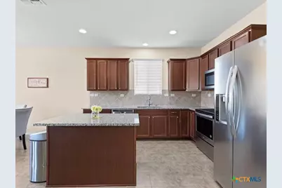 2818 Ridge Berry Road, New Braunfels, TX 78130 - Photo 13