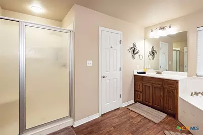 1419 Loving Trail, Belton, TX 76513 - Photo 17