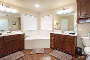 1419 Loving Trl, Belton, TX 76513 - Photo 15