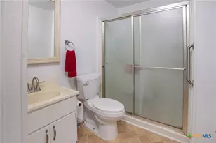 968 State Hwy 95, Yoakum, TX 77995 - Photo 17