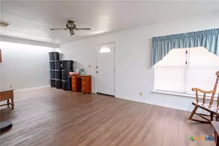 968 State Hwy 95, Yoakum, TX 77995 - Photo 9