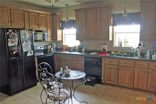 6019 Fm 3158, Dale, TX 78616 - Photo 5