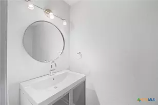 6102 Woodmoor St, San Antonio, TX 78249 - Photo 17